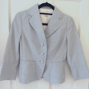 Banana Republic seersucker cropped blazer sz2